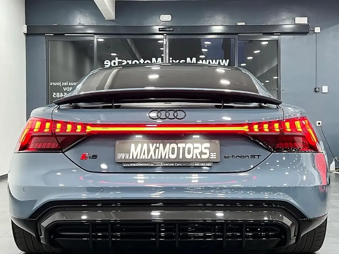 Audi RS e-tron GT - Thumbnail 8