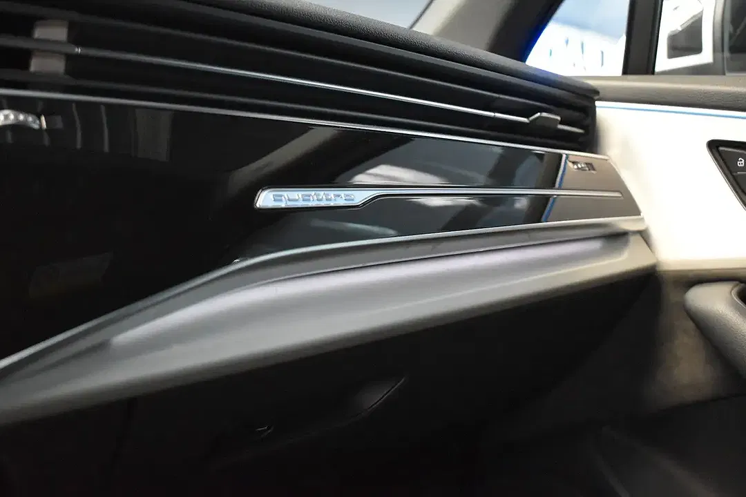 Audi Q7 - Thumbnail 9
