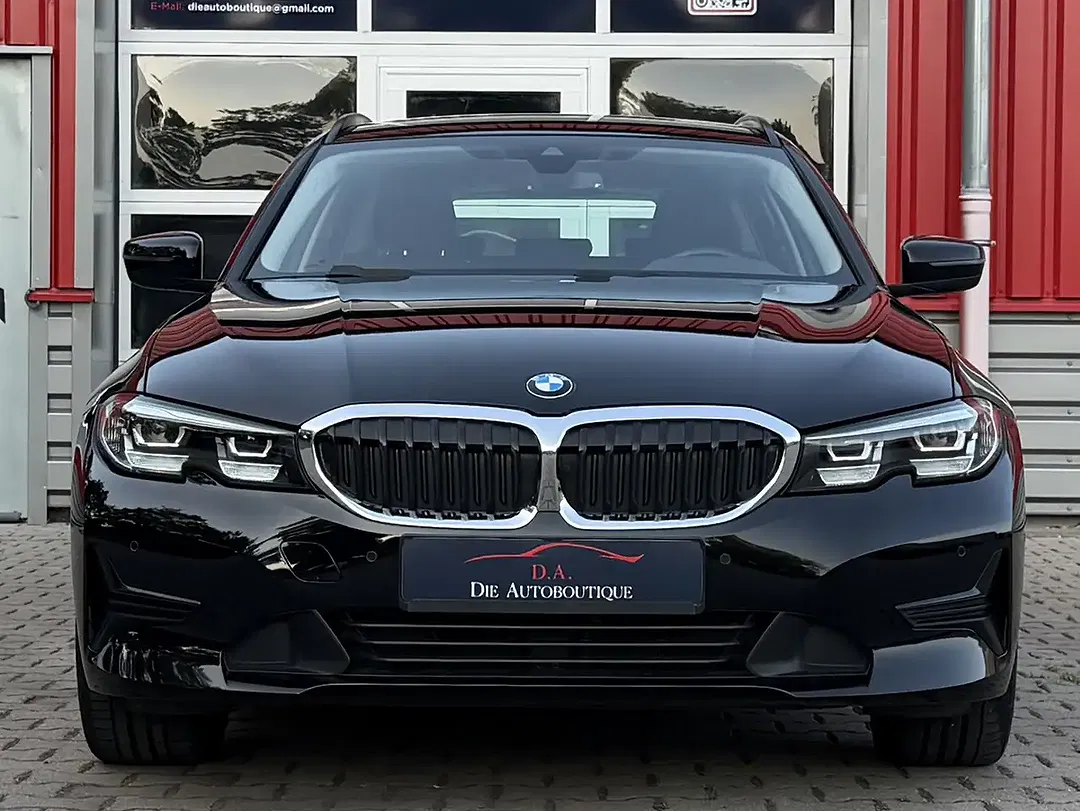 BMW 318 - Thumbnail 2