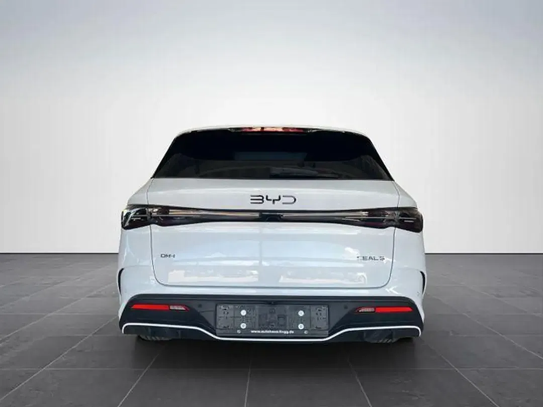 BYD Seal 6 - Thumbnail 4