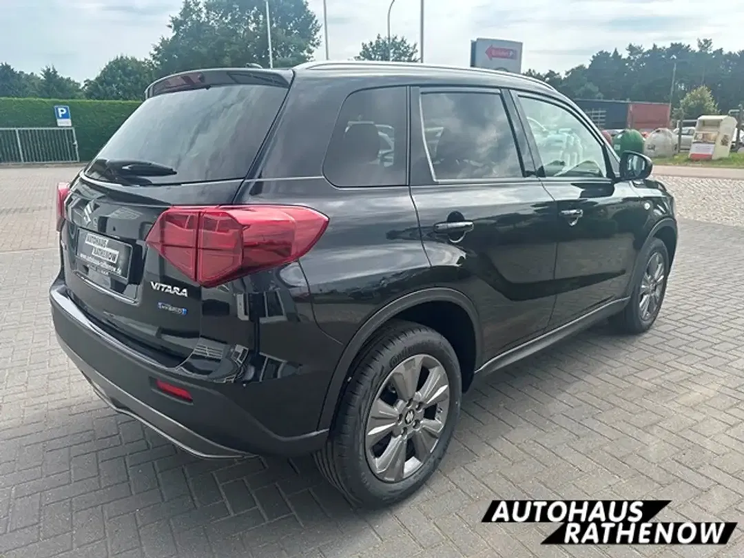 Suzuki Vitara - Thumbnail 4
