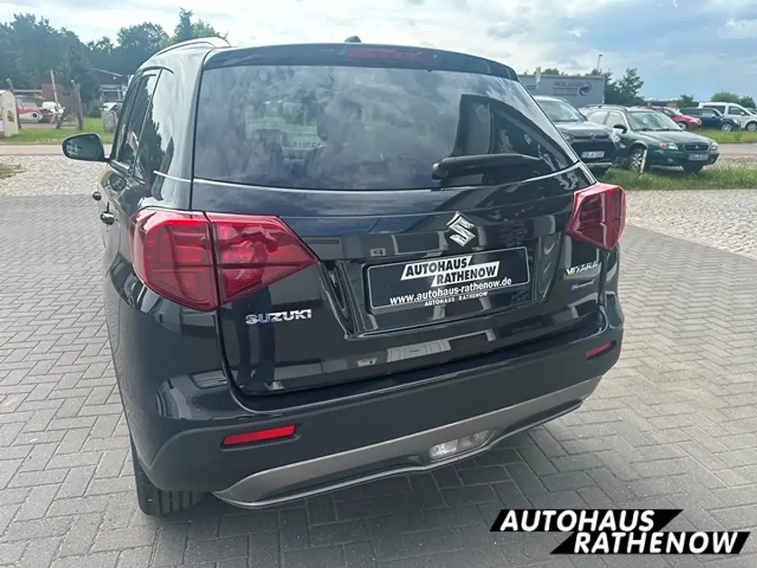 Suzuki Vitara - Thumbnail 5