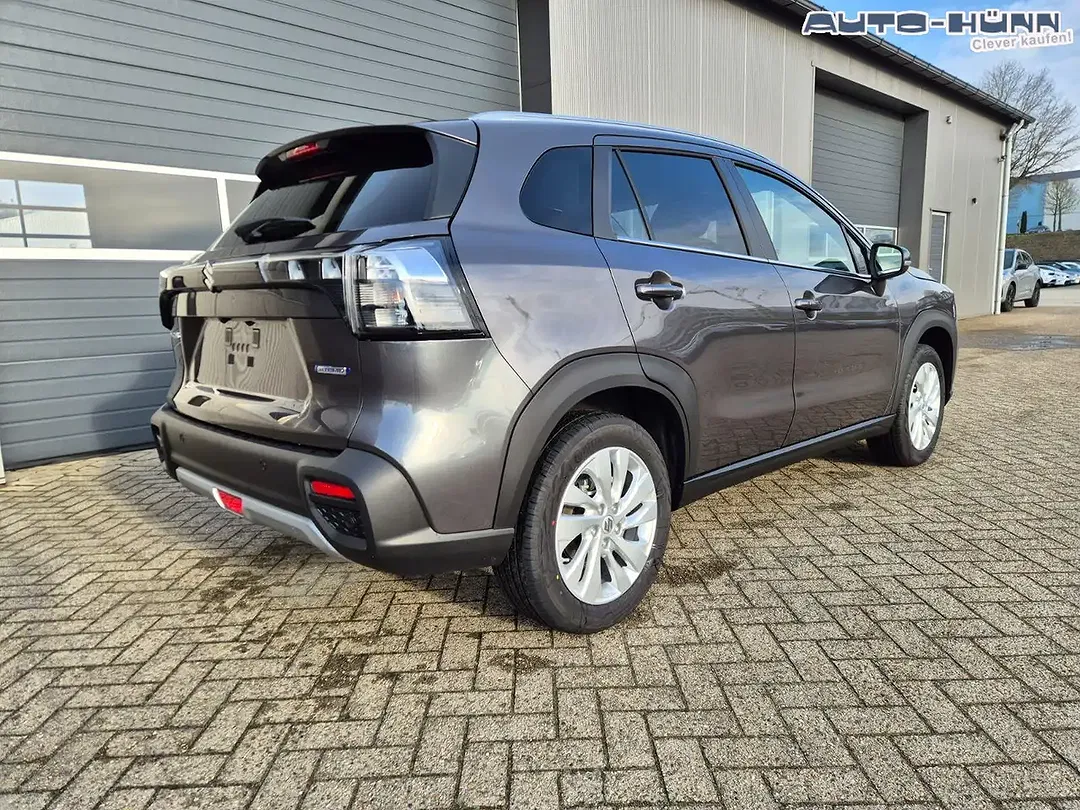 Suzuki S-Cross - Thumbnail 5