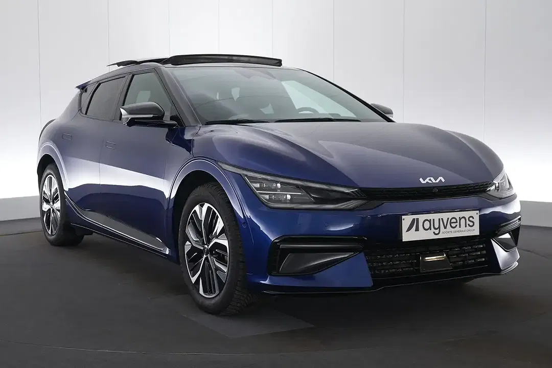 Kia EV6 - Thumbnail 11