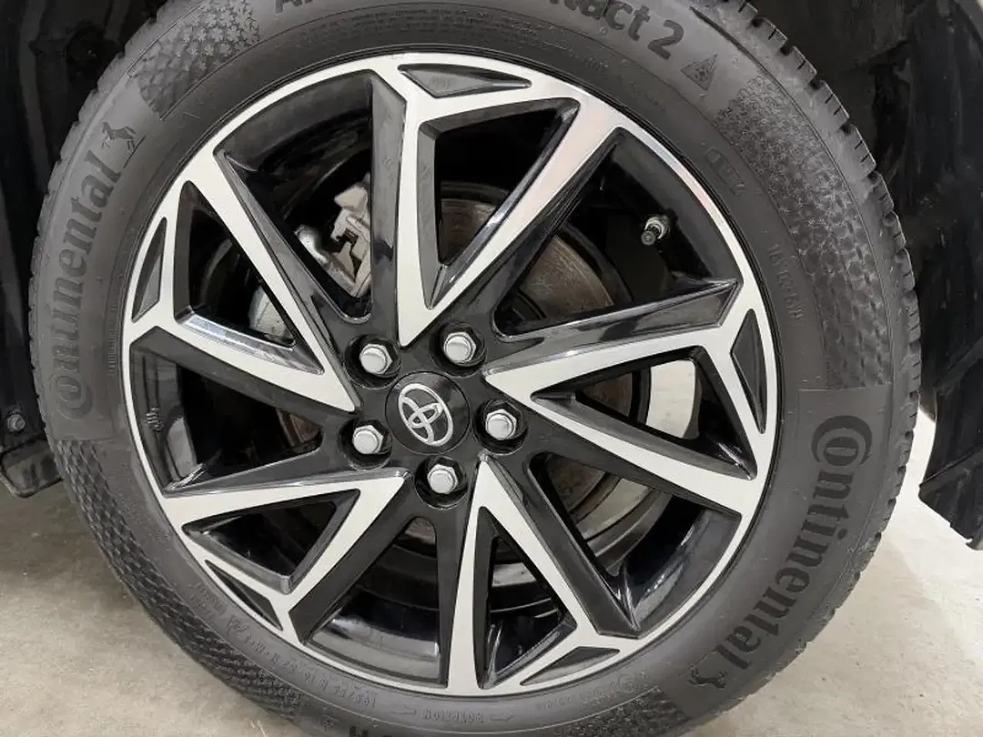 Toyota Yaris - Thumbnail 8