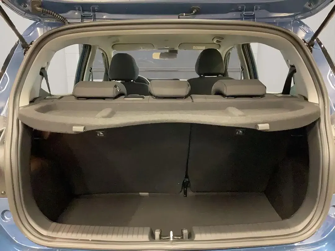 Hyundai i10 - Thumbnail 13