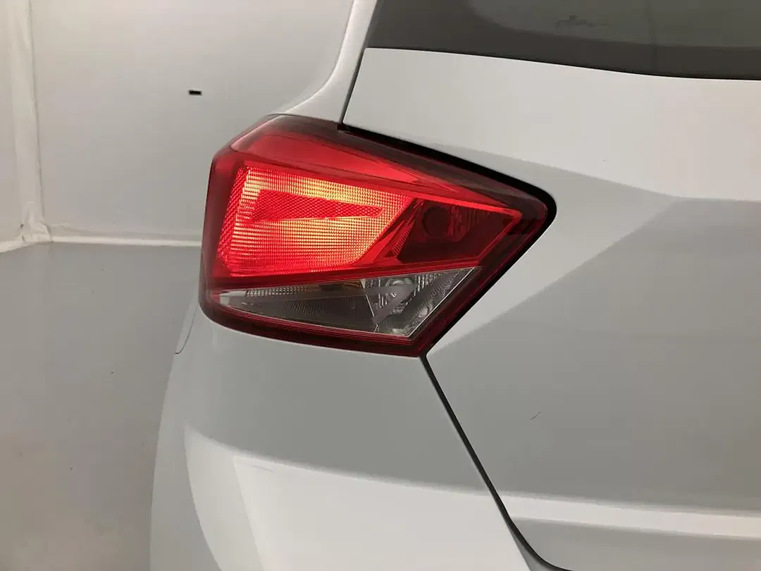 SEAT Ibiza - Thumbnail 30