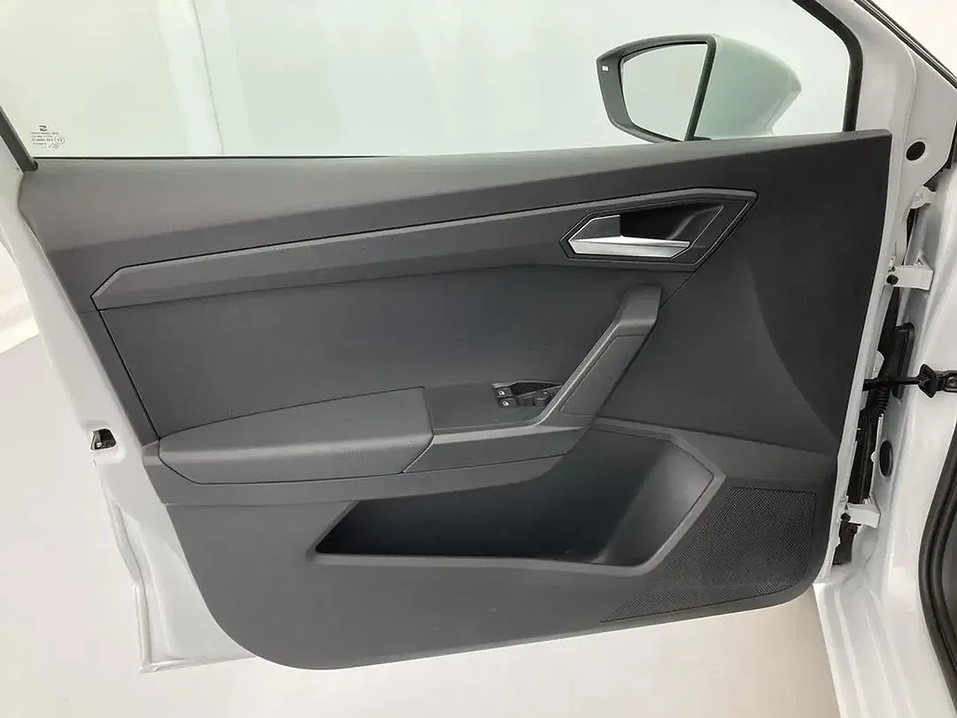 SEAT Ibiza - Thumbnail 31
