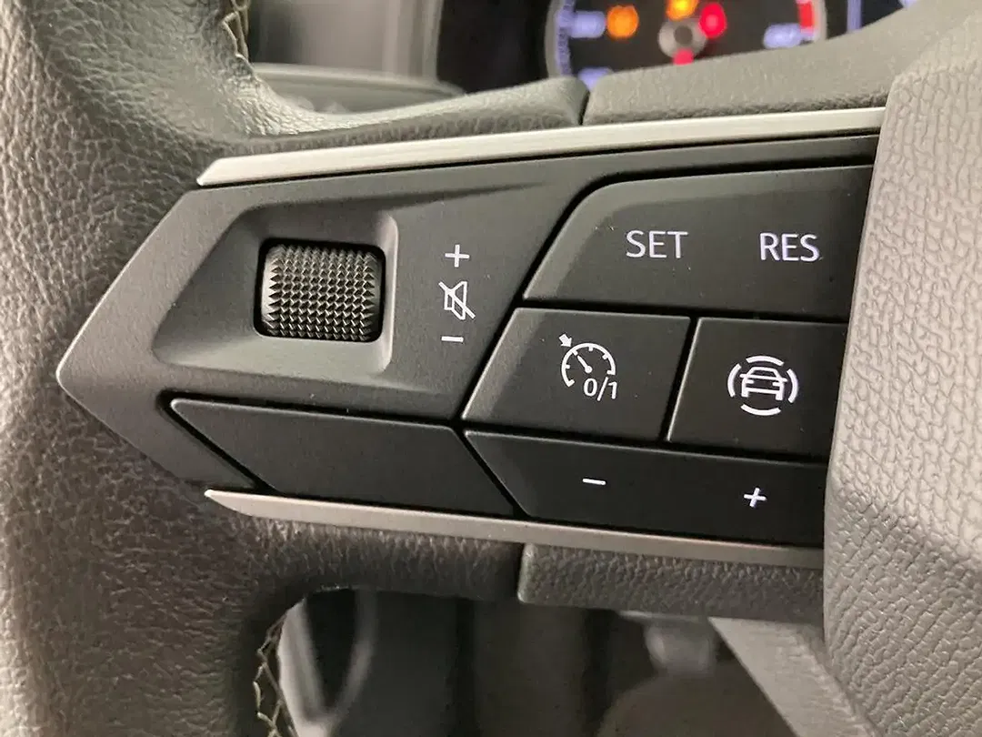 SEAT Ibiza - Thumbnail 36