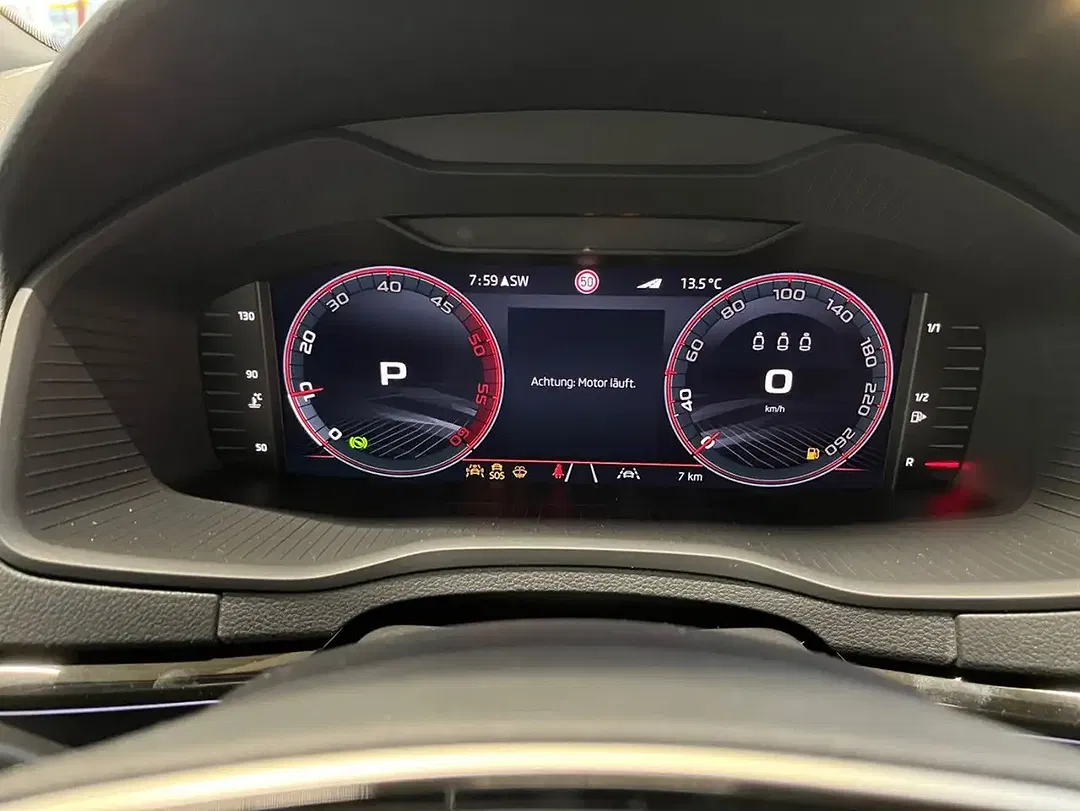 Skoda Karoq - Thumbnail 11