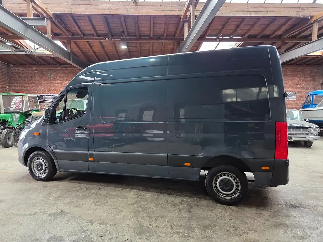 Mercedes-Benz Sprinter - Thumbnail 8