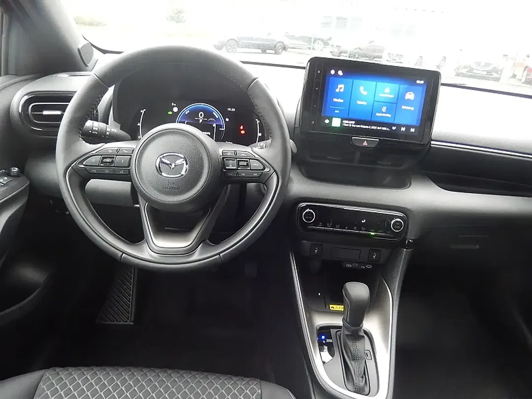 Mazda 2 - Thumbnail 10