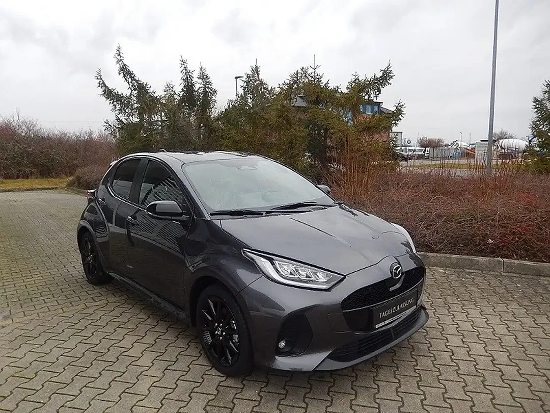 Mazda 2 - Thumbnail 3