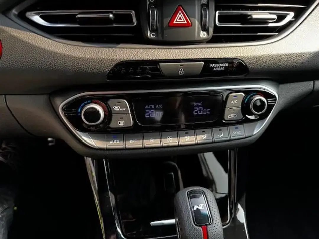 Hyundai i30 - Thumbnail 11