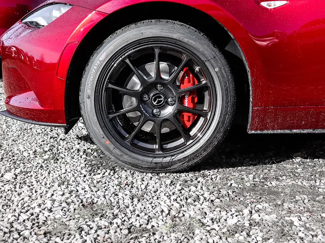 Mazda MX-5 - Thumbnail 3