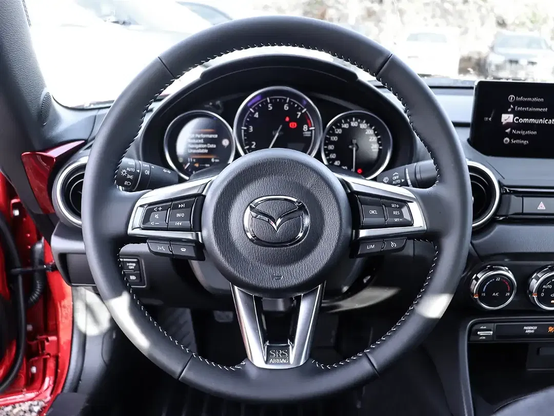 Mazda MX-5 - Thumbnail 6
