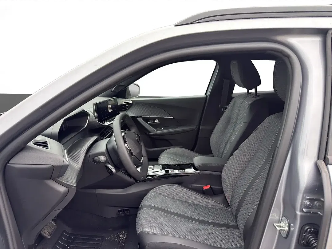 Peugeot 2008 - Thumbnail 9