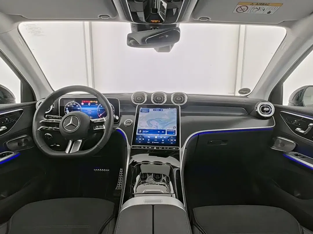 Mercedes-Benz GLC 220 - Thumbnail 5