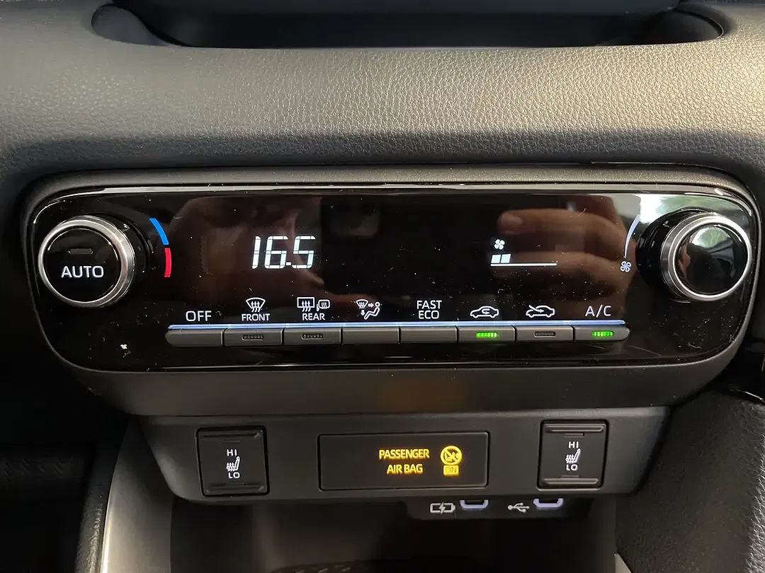 Mazda 2 - Thumbnail 12