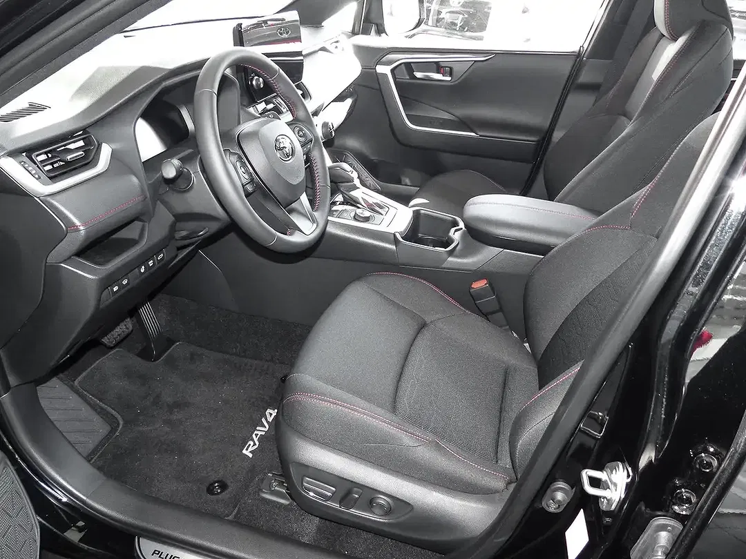 Toyota RAV 4 - Thumbnail 12