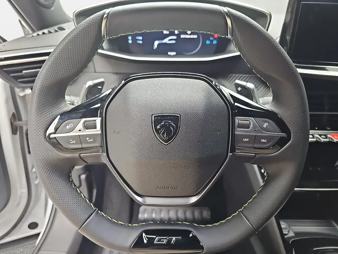 Peugeot 2008 - Thumbnail 13