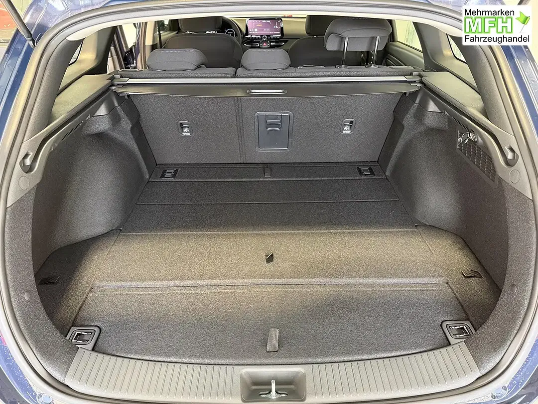 Hyundai i30 - Thumbnail 15