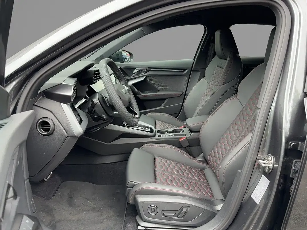 Audi RS3 - Thumbnail 5