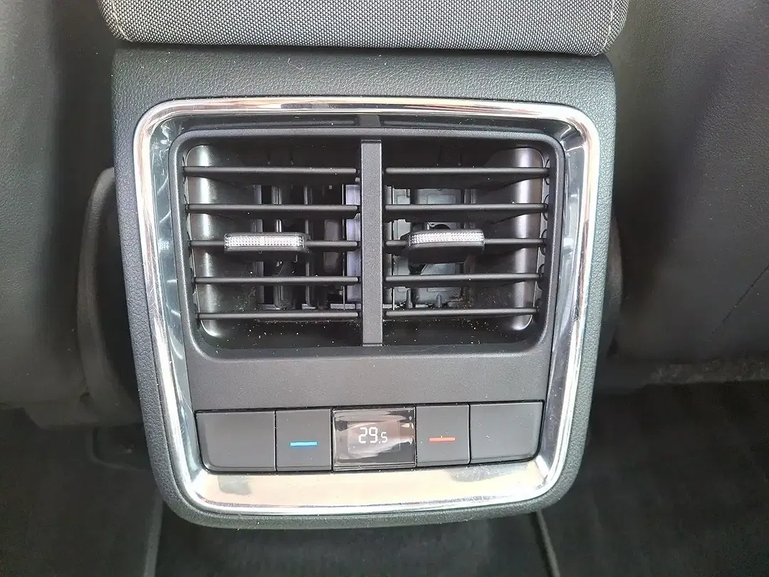 Skoda Enyaq - Thumbnail 14