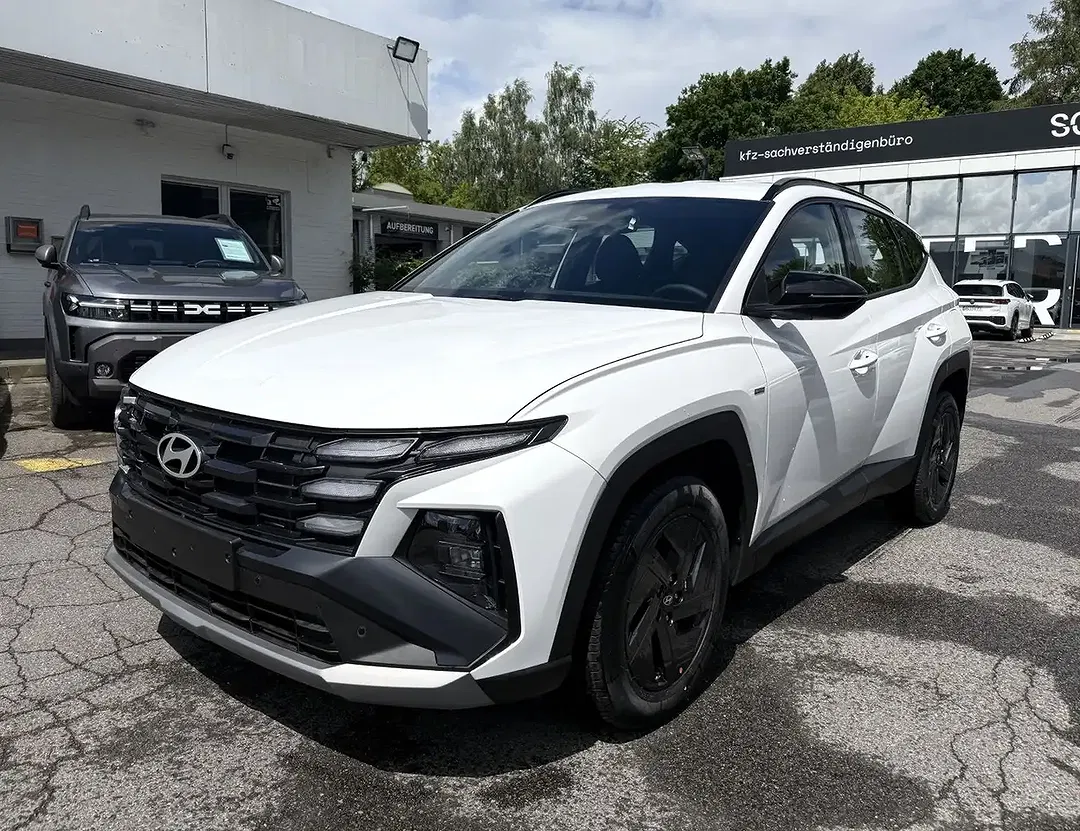 Hyundai TUCSON - Thumbnail 1