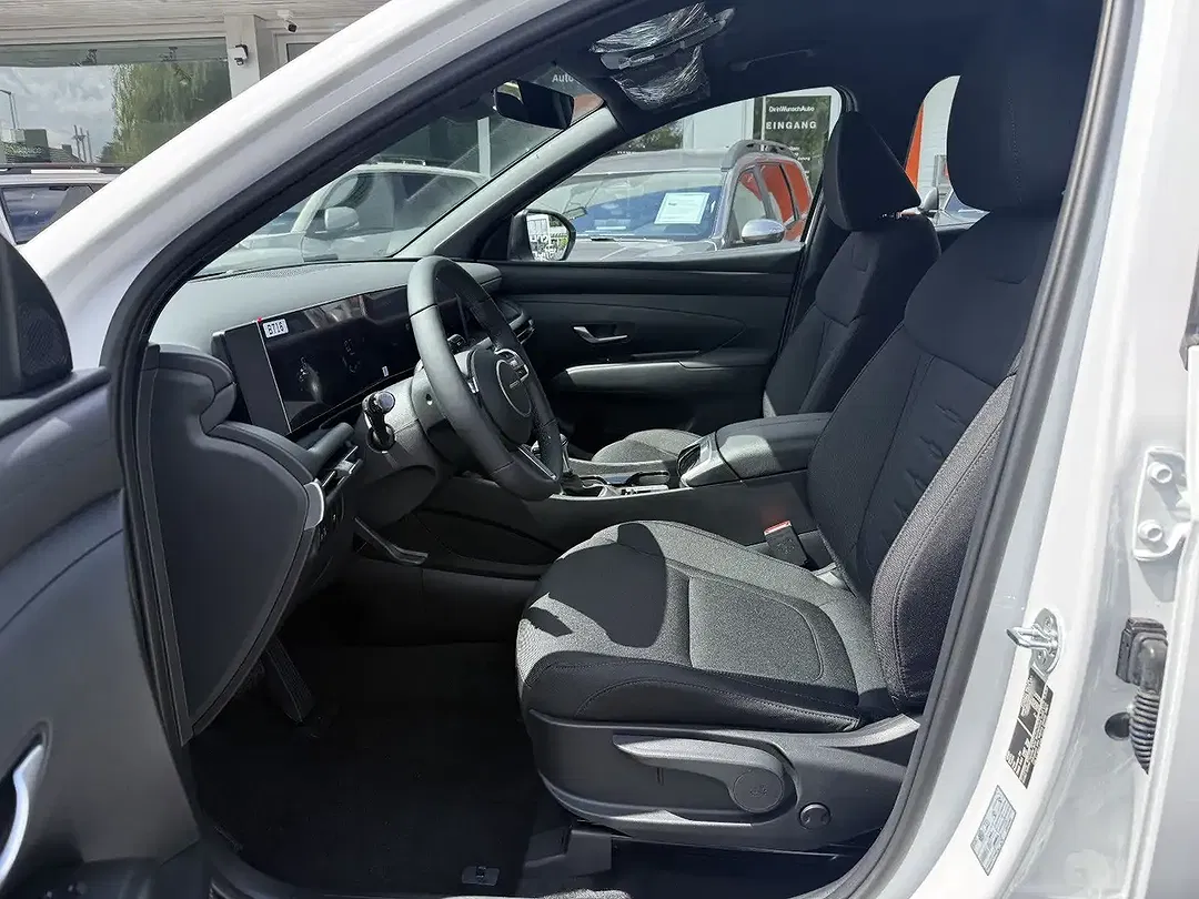 Hyundai TUCSON - Thumbnail 11