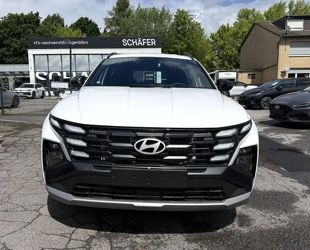 Hyundai TUCSON - Thumbnail 3