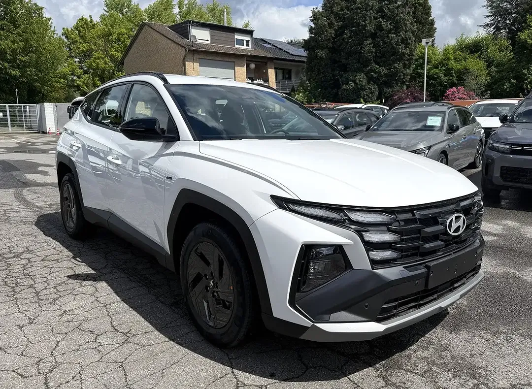 Hyundai TUCSON - Thumbnail 4