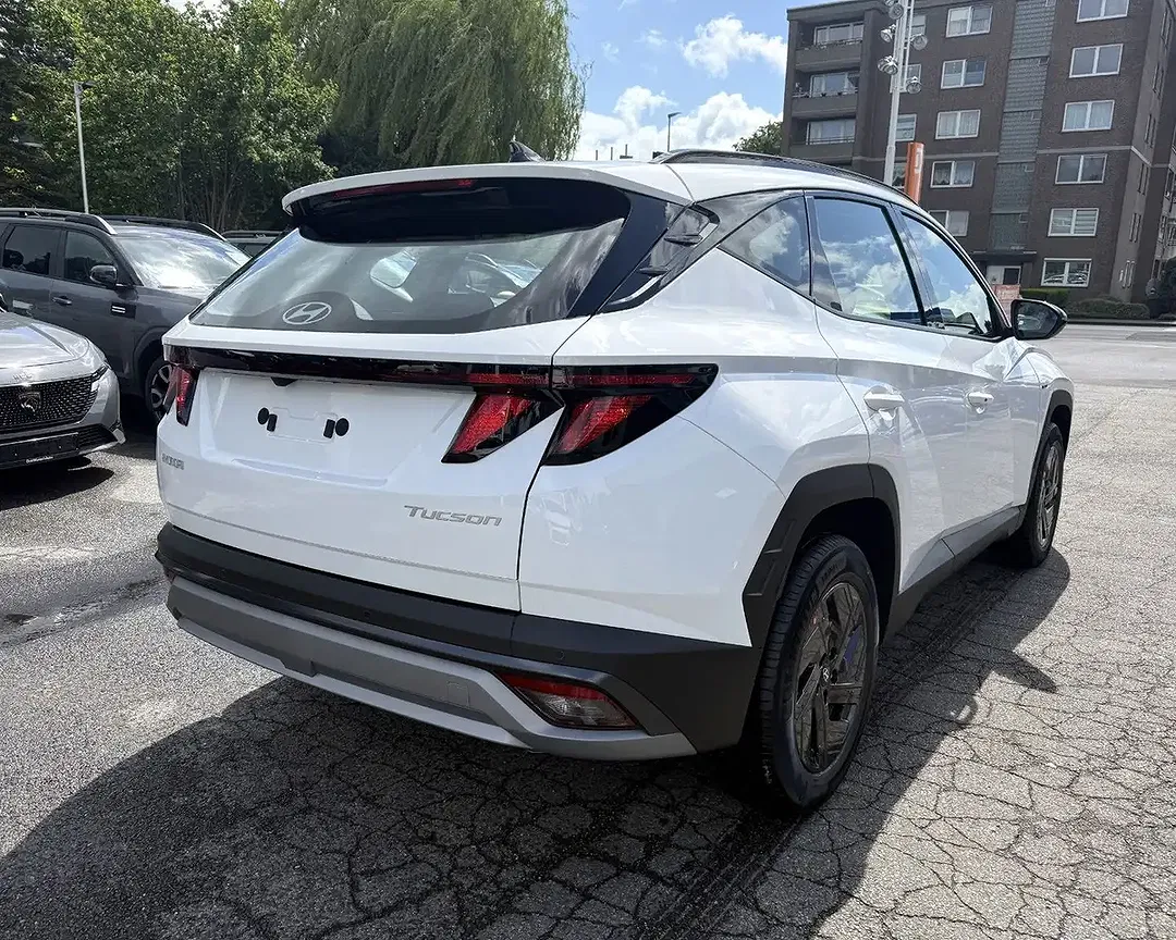 Hyundai TUCSON - Thumbnail 8