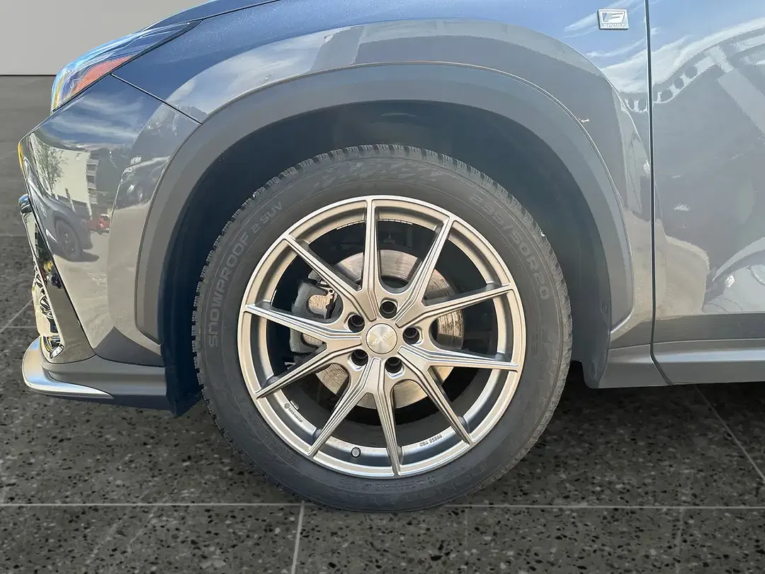 Lexus NX 450h+ - Thumbnail 8