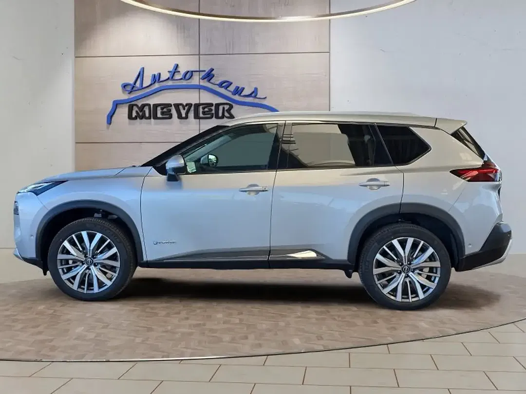 Nissan X-Trail - Thumbnail 2