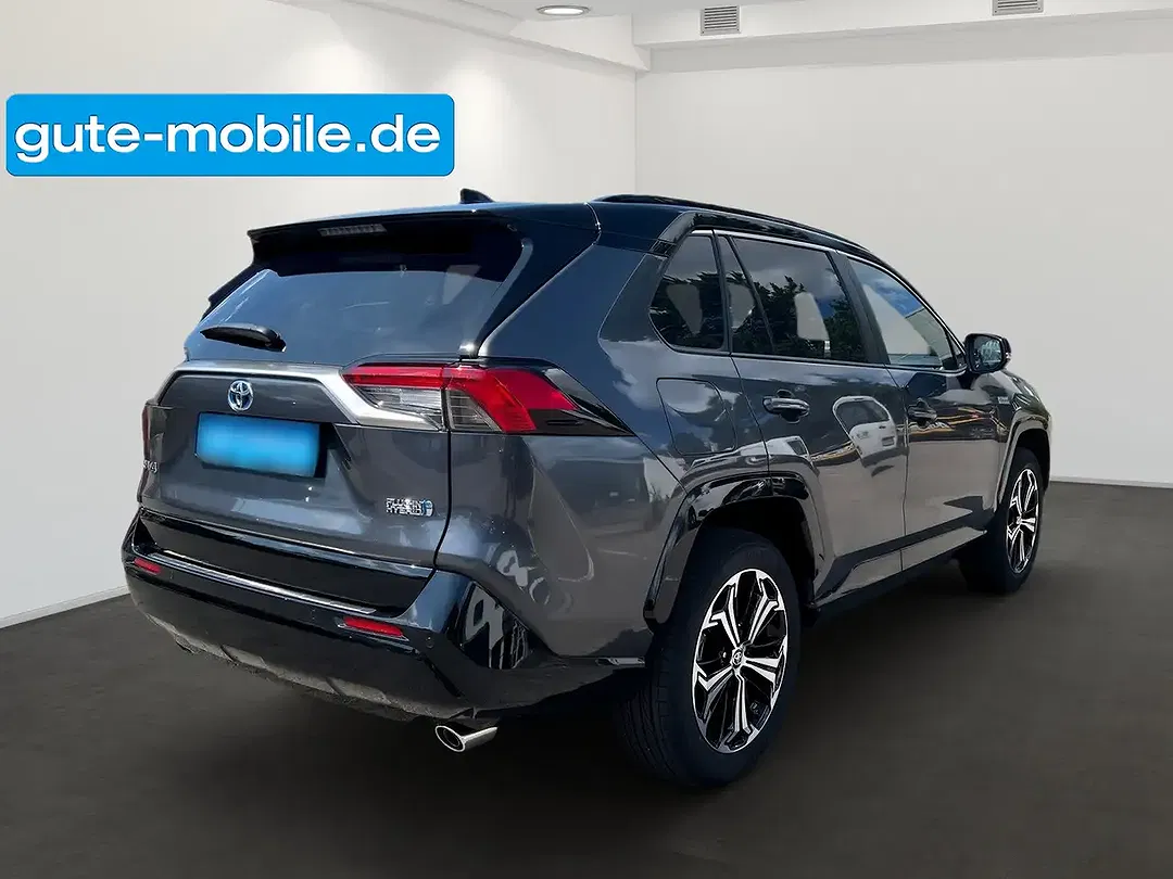 Toyota RAV 4 - Thumbnail 4