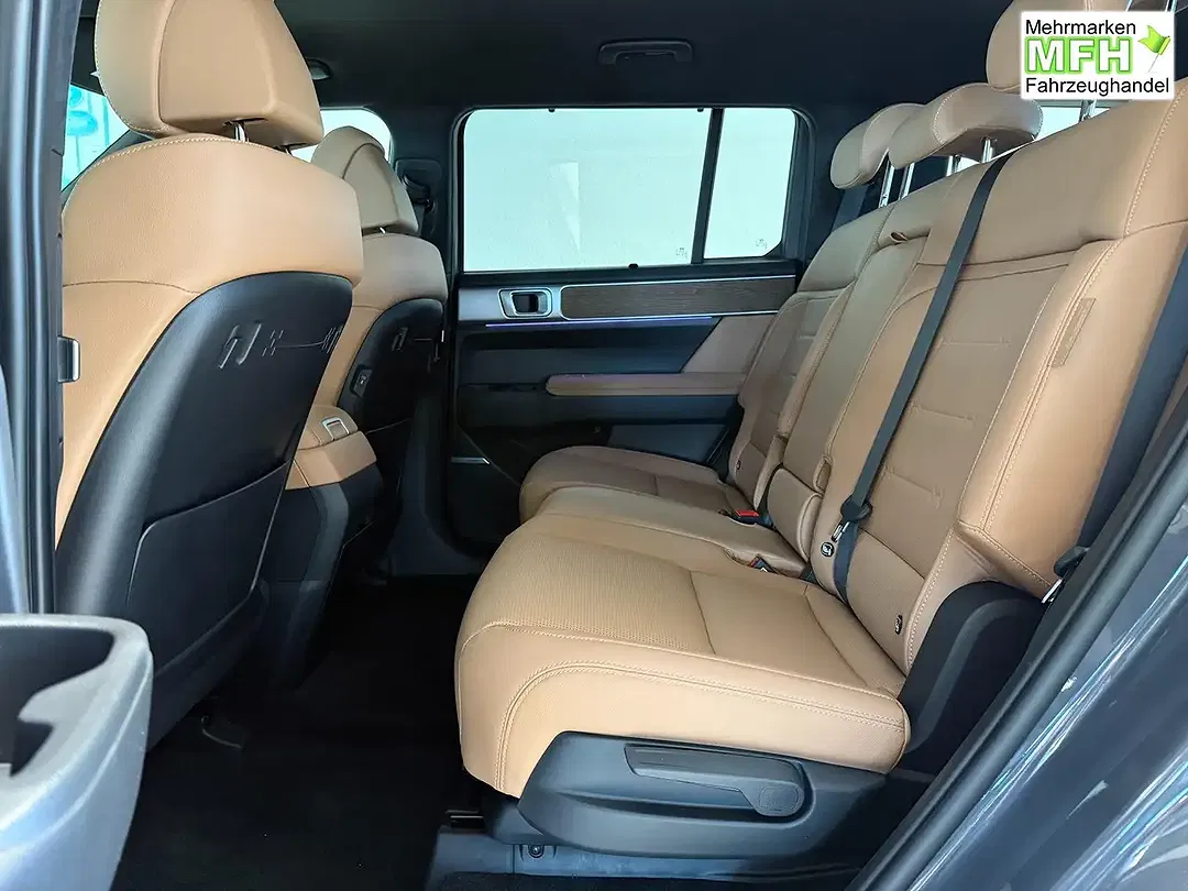 Hyundai SANTA FE - Thumbnail 14