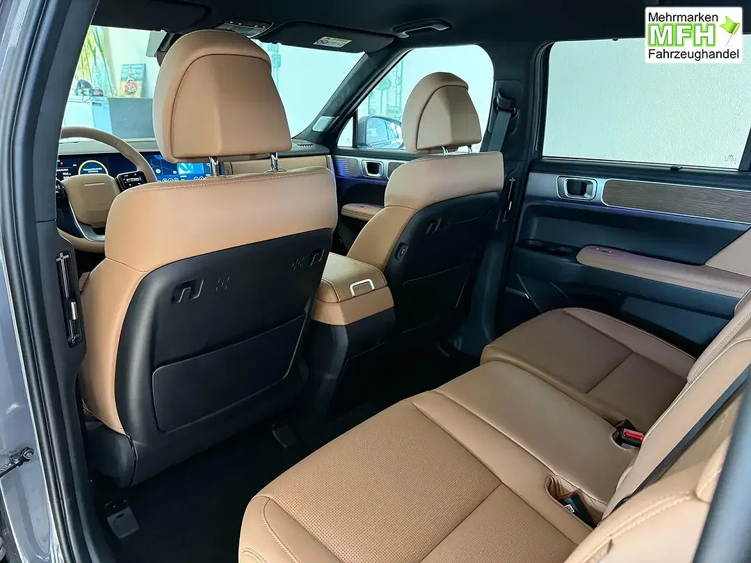 Hyundai SANTA FE - Thumbnail 15