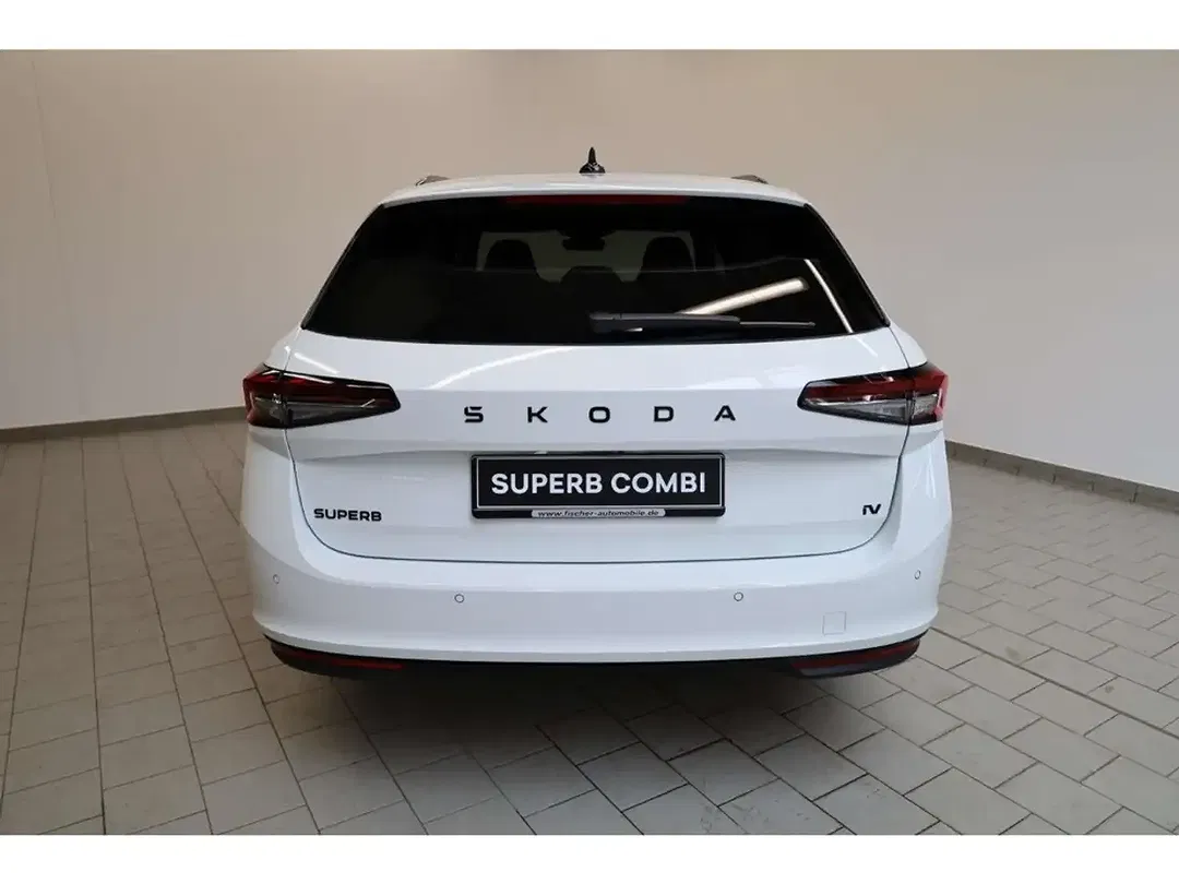 Skoda Superb - Thumbnail 4