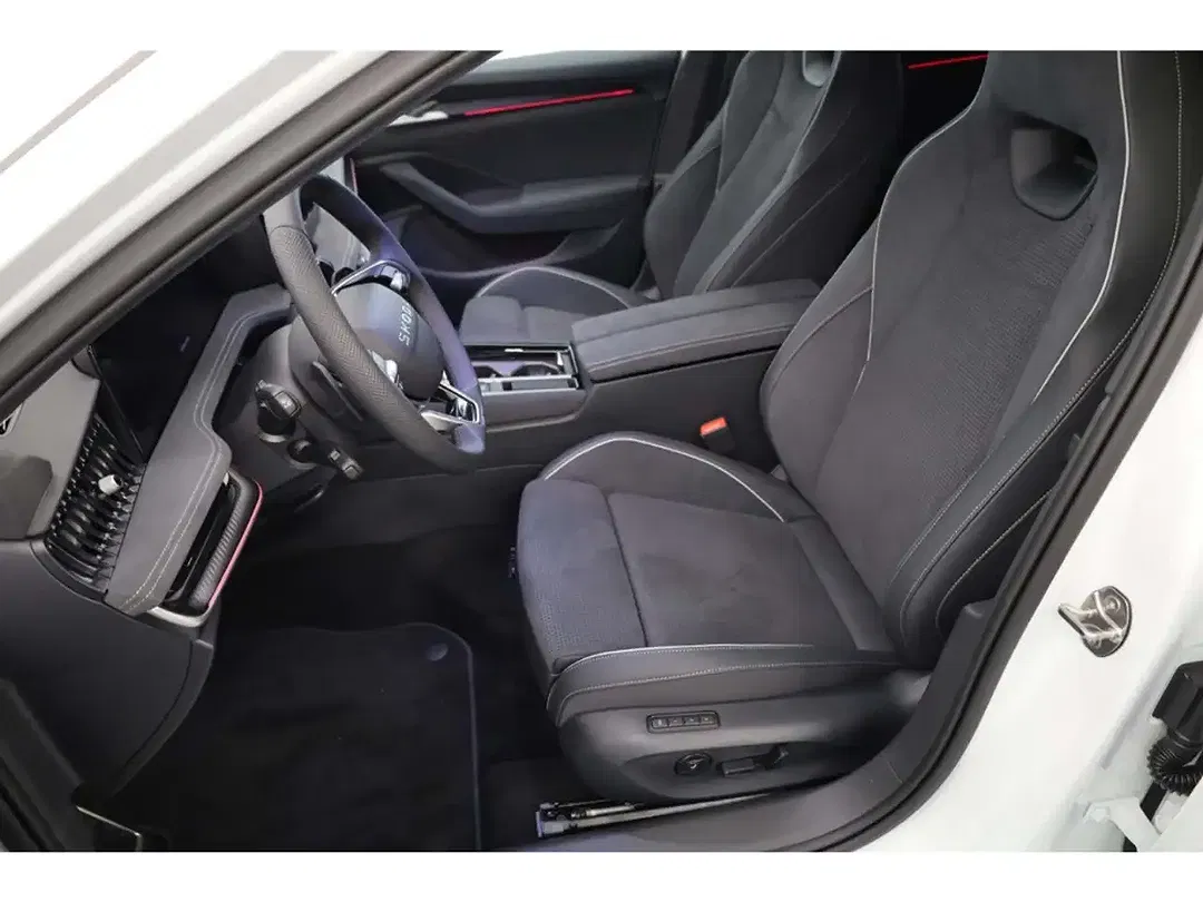 Skoda Superb - Thumbnail 5