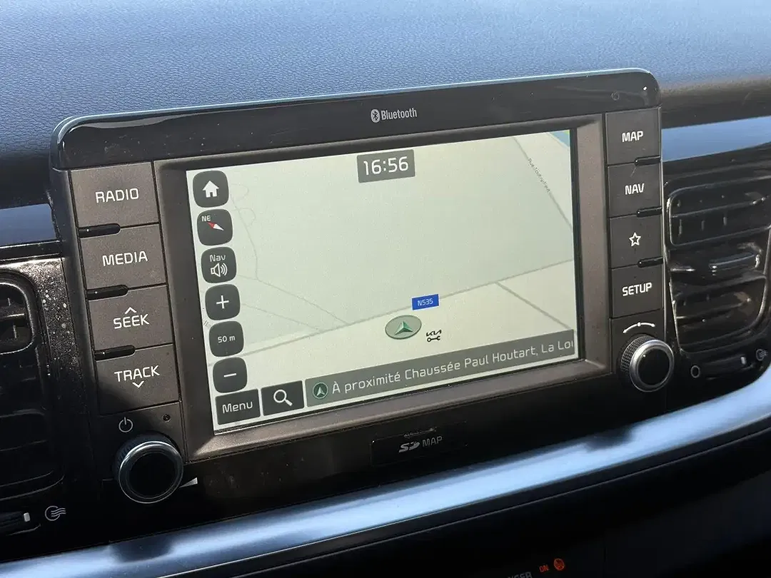 Kia Stonic - Thumbnail 11