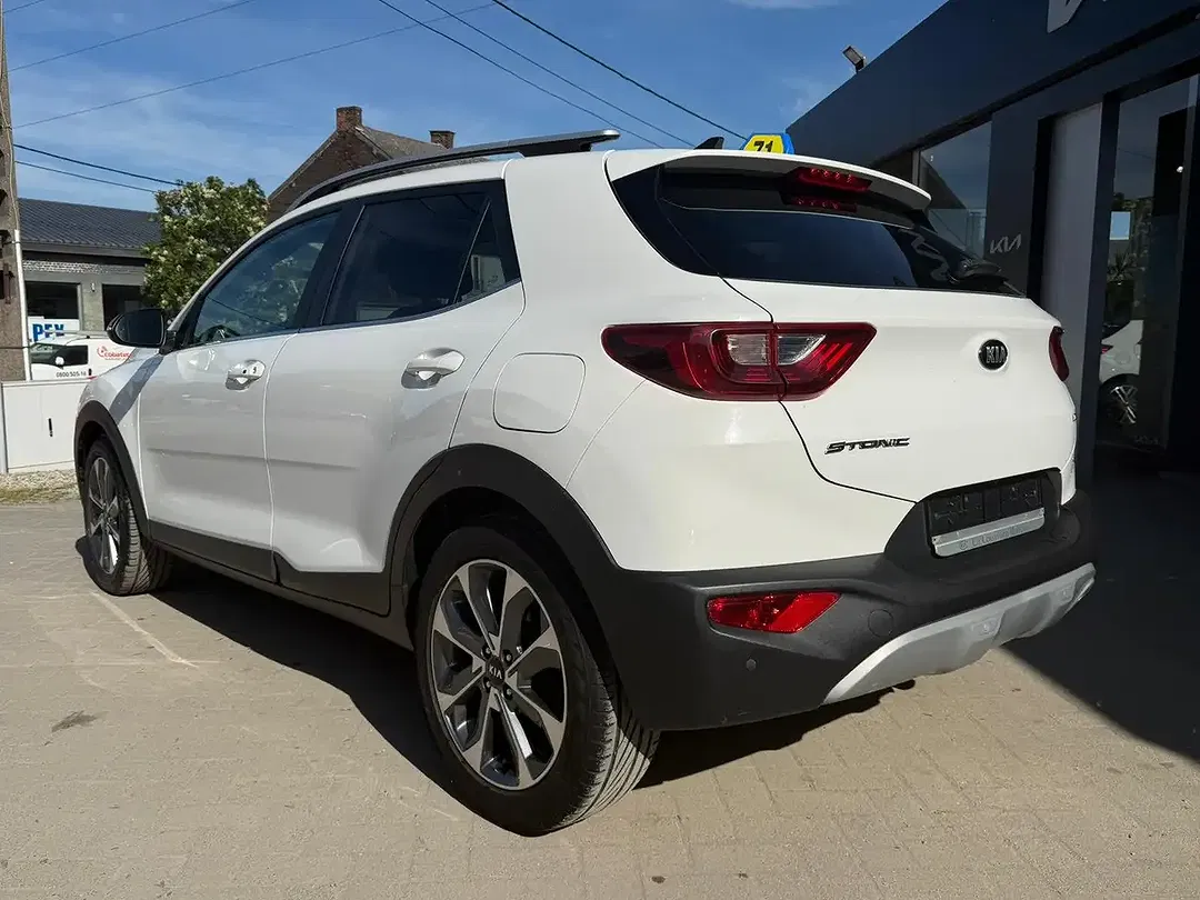 Kia Stonic - Thumbnail 6