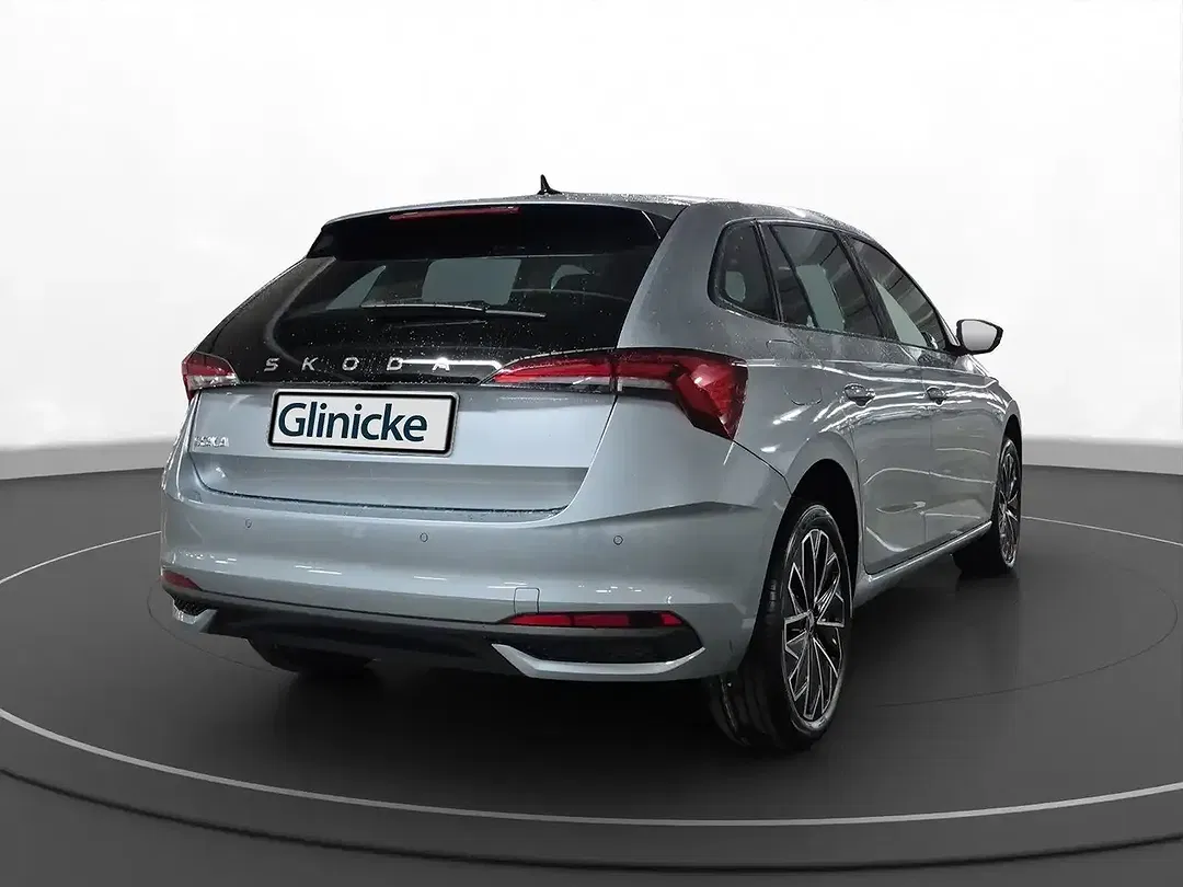 Skoda Scala - Thumbnail 2