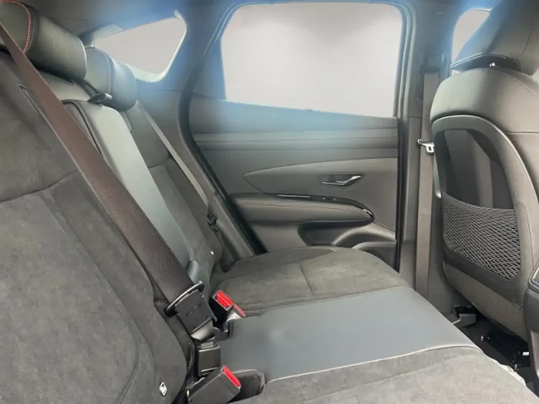 Hyundai TUCSON - Thumbnail 13