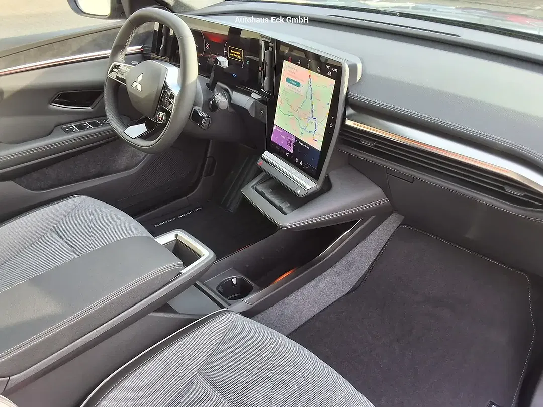 Mitsubishi Eclipse Cross - Thumbnail 8