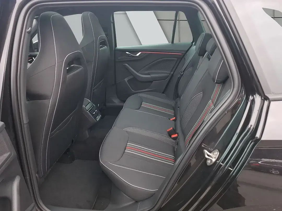 Skoda Kamiq - Thumbnail 11