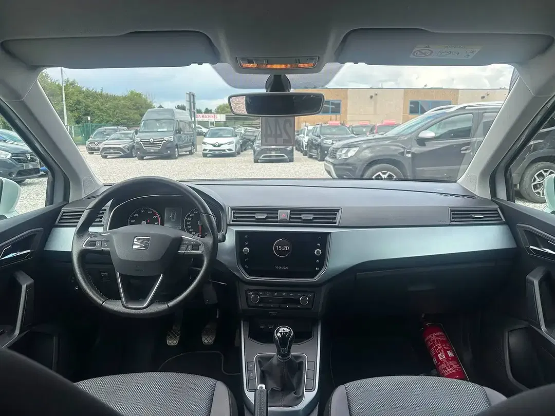 SEAT Arona - Thumbnail 12