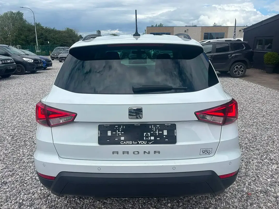 SEAT Arona - Thumbnail 8