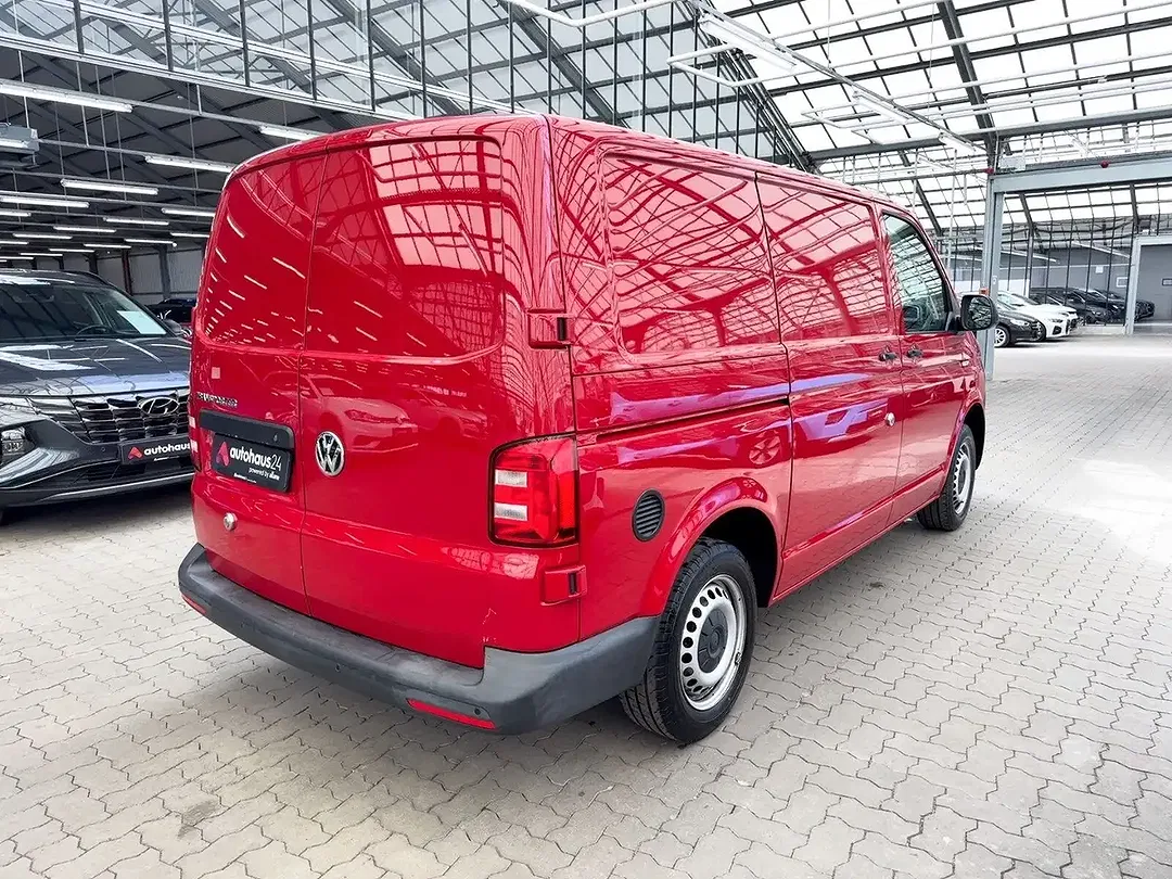 Volkswagen Transporter - Thumbnail 5