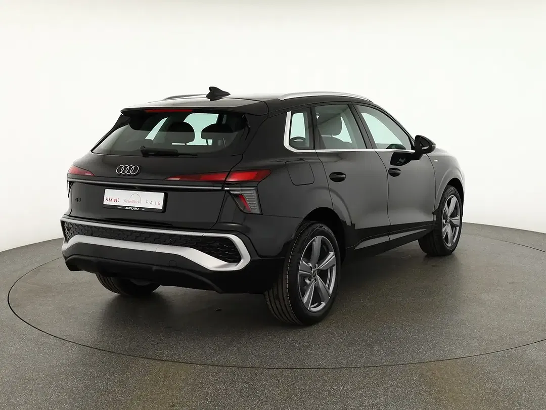 Audi Q3 - Thumbnail 4